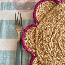 Load image into Gallery viewer, Magenta Scallop Placemat
